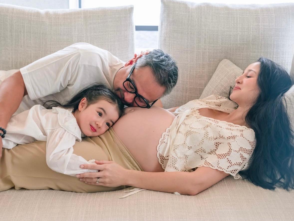 Julie Estelle Segera Melahirkan Anak Kedua, Ini Fotonya!