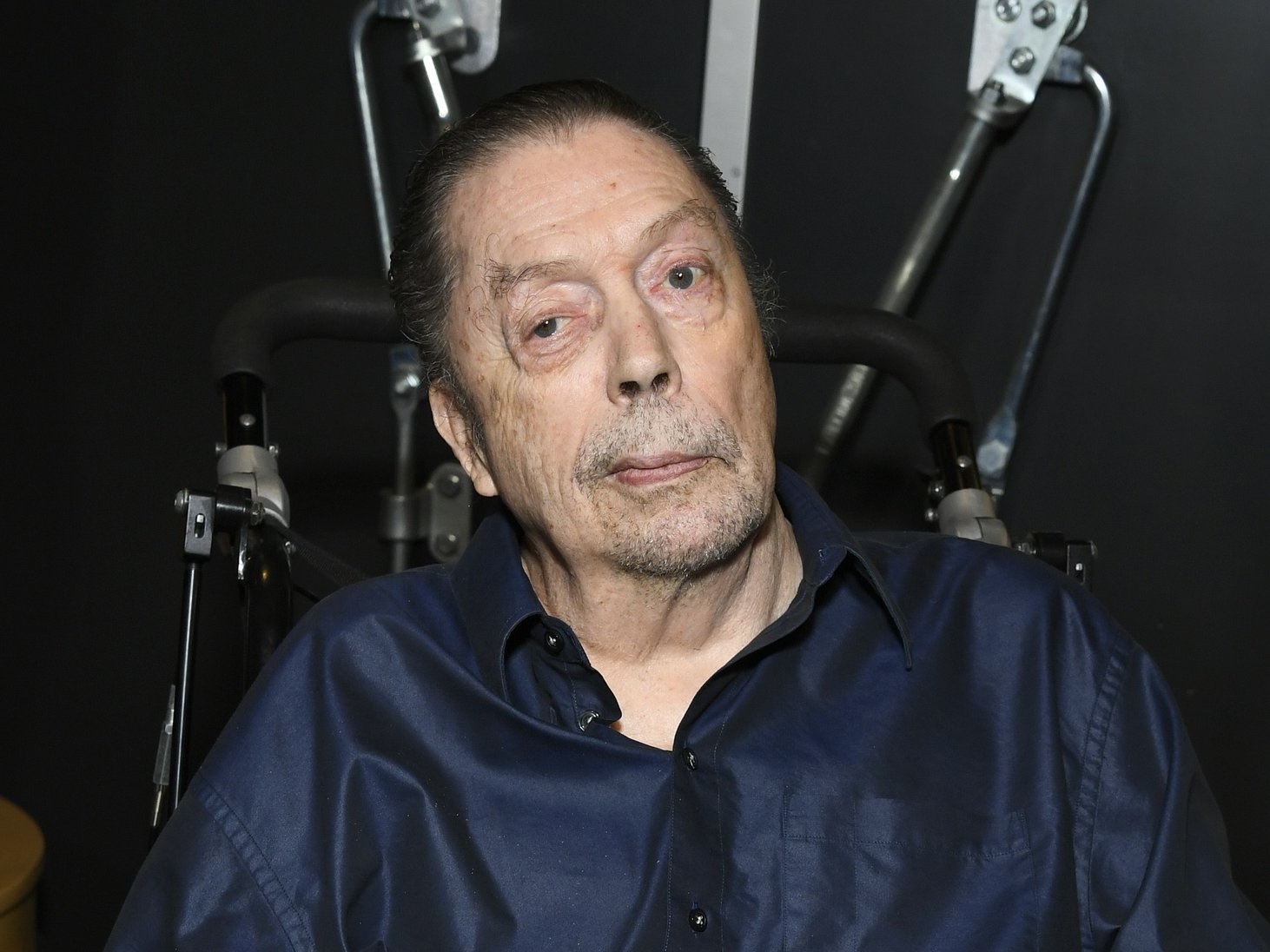 Sebelum Meninggal Dunia, Tim Curry Berjuang Melawan Stroke sejak 2012