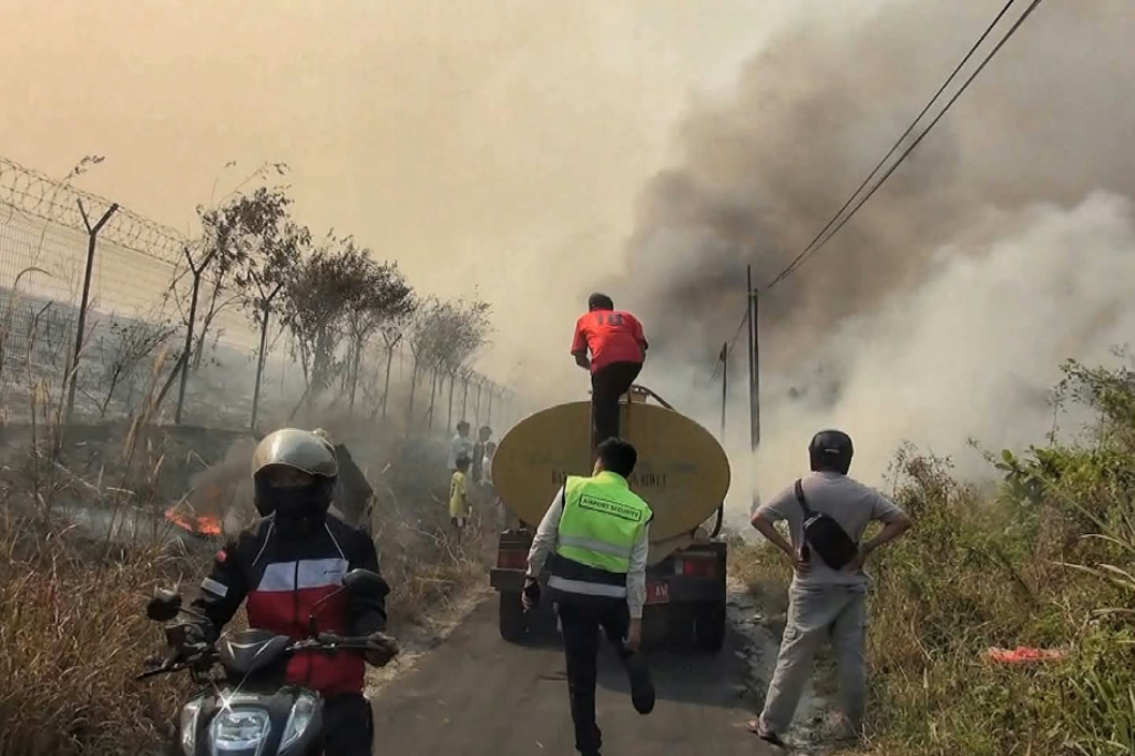 Karhutla Muncul Dekat Bandara Tjilik Riwut Palangka Raya, Kabut Asap Ganggu Penerbangan