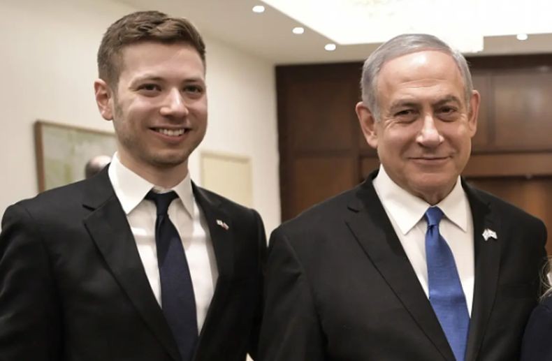 Badan Intelijen Israel Evakuasi Anak Netanyahu dari AS, Takut Dibunuh Iran