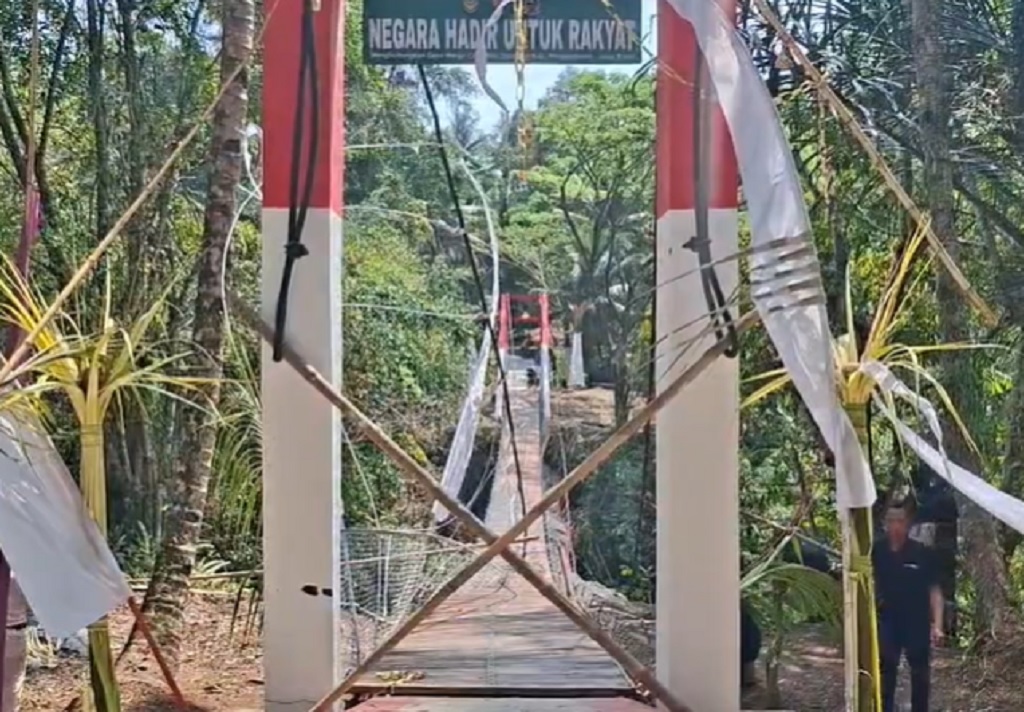 Dandim Pangandaran Ungkap Penyebab Jembatan Gantung Ambruk usai Diresmikan