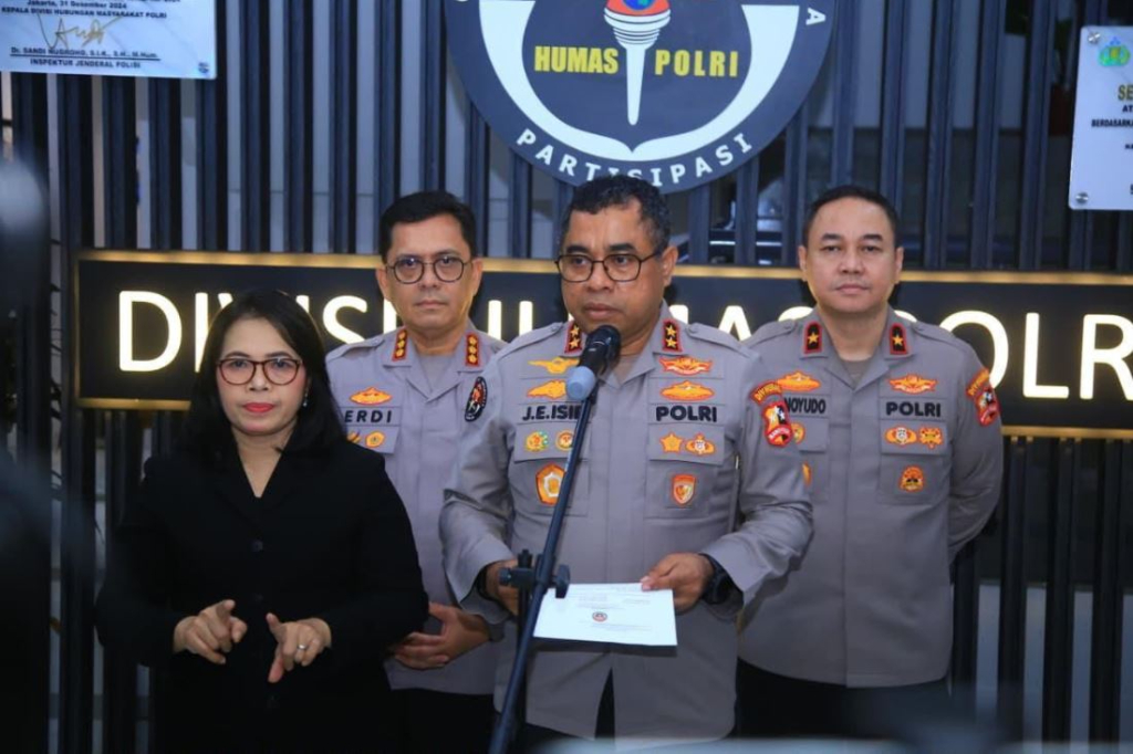 Mutasi Polri! Kapolda Sulut dan Papua Barat Daya Diganti, 344 Pati-Pamen Dapat Promosi