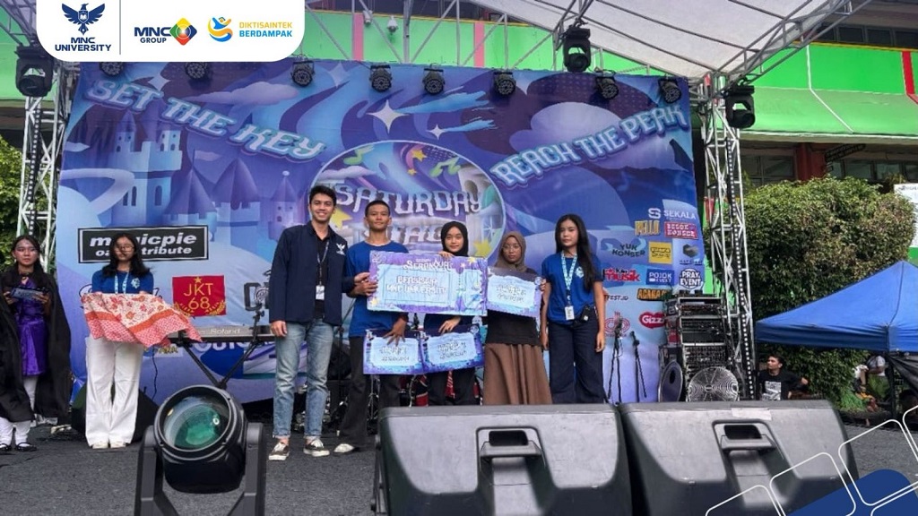 MNC University Beri Beasiswa bagi Juara Kompetisi BAZKOM SERANOVA 2026