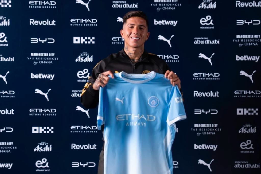 Man City Resmi Boyong Enzo Fernandez dari Chelsea, Rekor Transfer Inggris Pecah!