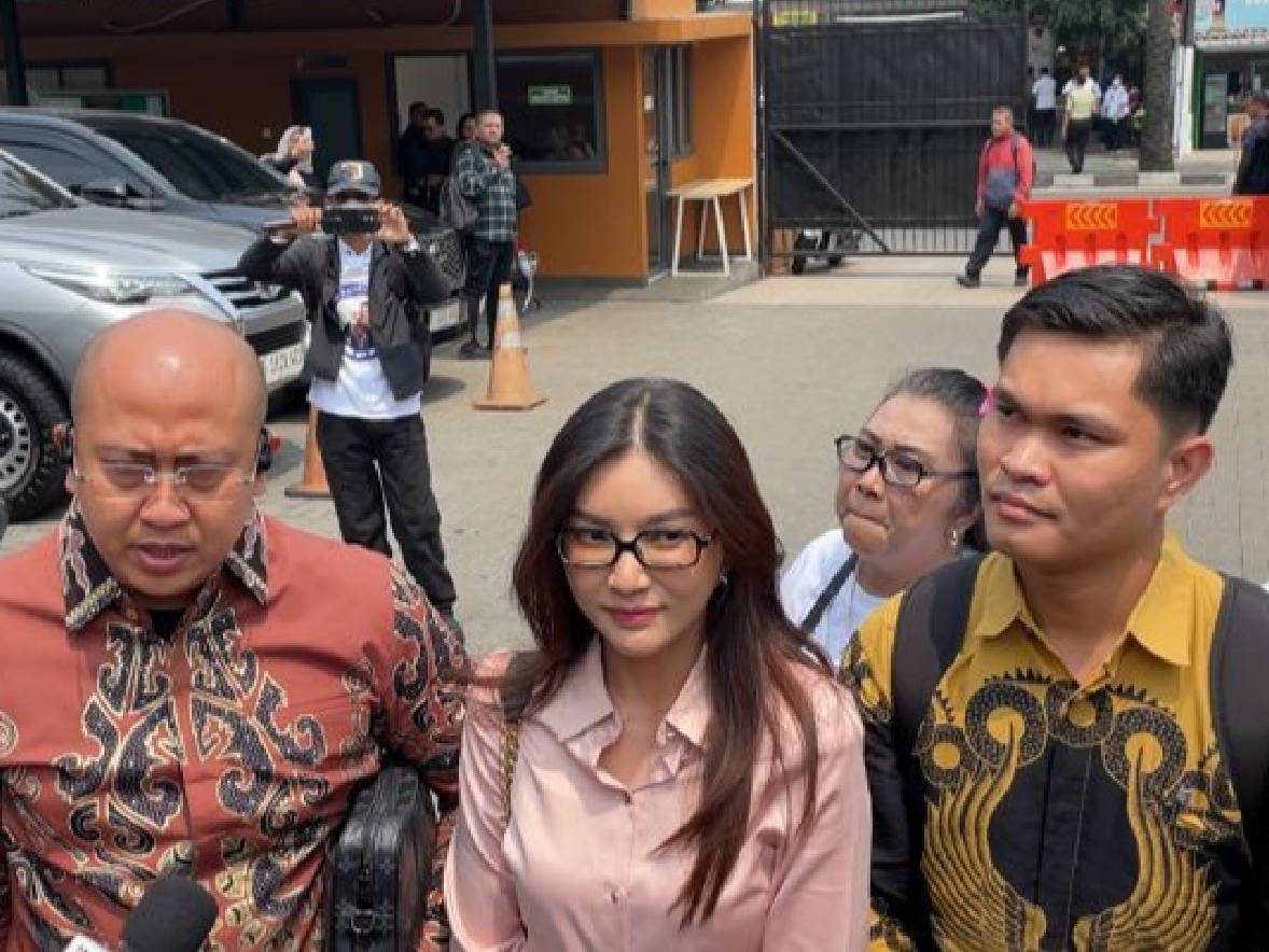 Sarwendah Tetap Datang ke Sidang Hak Asuh Anak Walau Tak Wajib, Ini Fotonya!