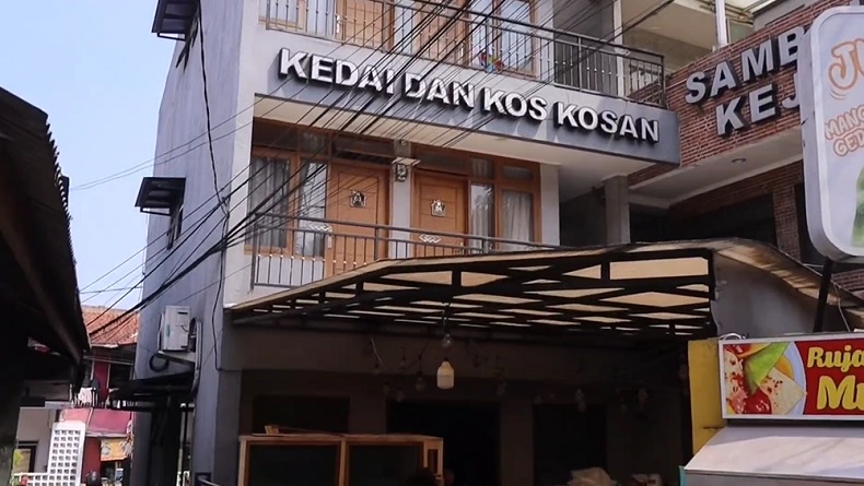 Unik! Bukan Kos Biasa, Kamar di Bandung Ini Dihuni 22 Ekor Ayam