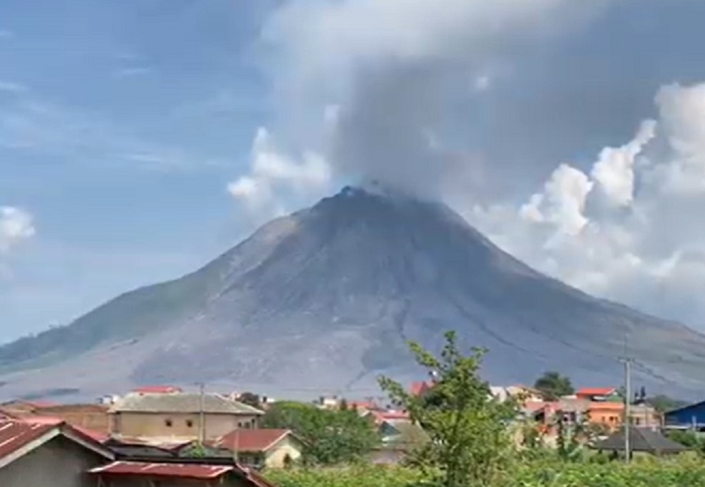 Aktivitas Kegempaan Sinabung Kembali Meningkat, PVMBG: Waspadai Lahar Dingin