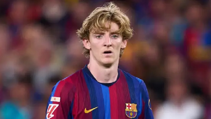 Anthony Gordon Curi Perhatian di Luar Lapangan, Fans Barcelona Makin Cinta