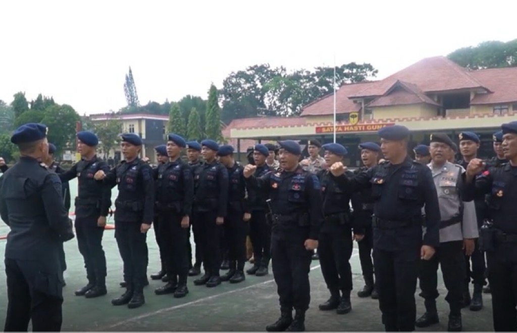 Polda Sumsel Kerahkan 1.000 Personel Padamkan Karhutla di Muara Enim, Pakai Formula X-Fire