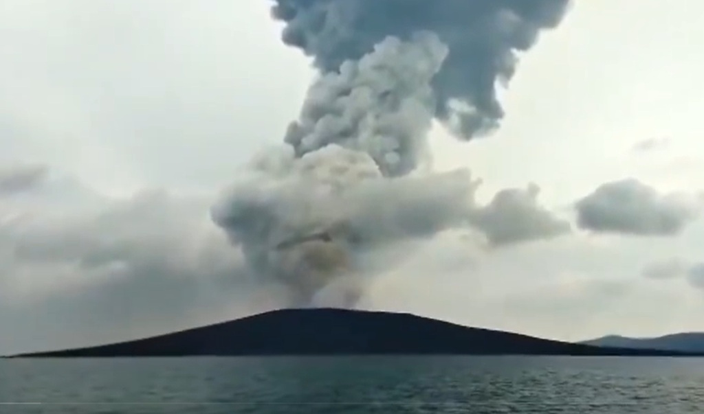 PVMBG Ingatkan Potensi Letusan Gunung Anak Krakatau Masih Tinggi, Warga Dilarang Masuk Radius 3 Km