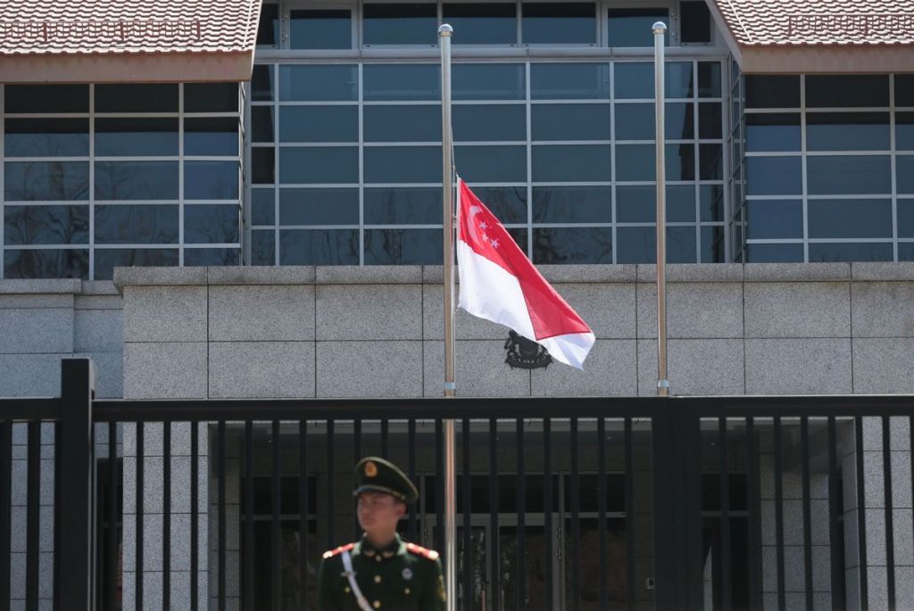 Heboh Kabar Saiful Mujani dan Dino Patti Djalal Temui Dubes, Singapura Buka Suara