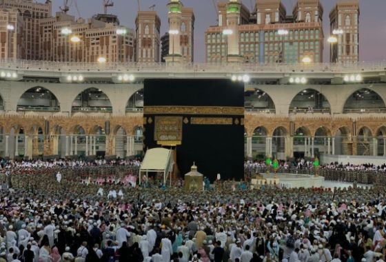 5 Mukjizat Nabi Ibrahim yang Menakjubkan, Tubuh Tidak Terbakar Api hingga Ka'bah