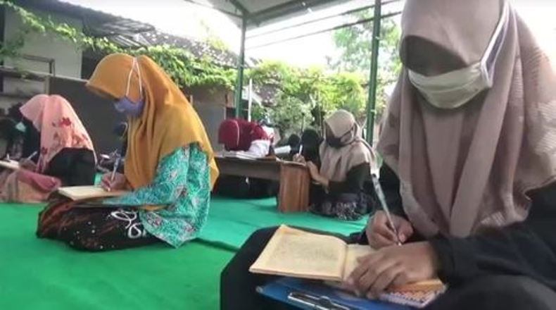 Tingkatan Kitab Nahwu agar Mahir Bahasa Arab untuk Pemula hingga Tingkat Tinggi