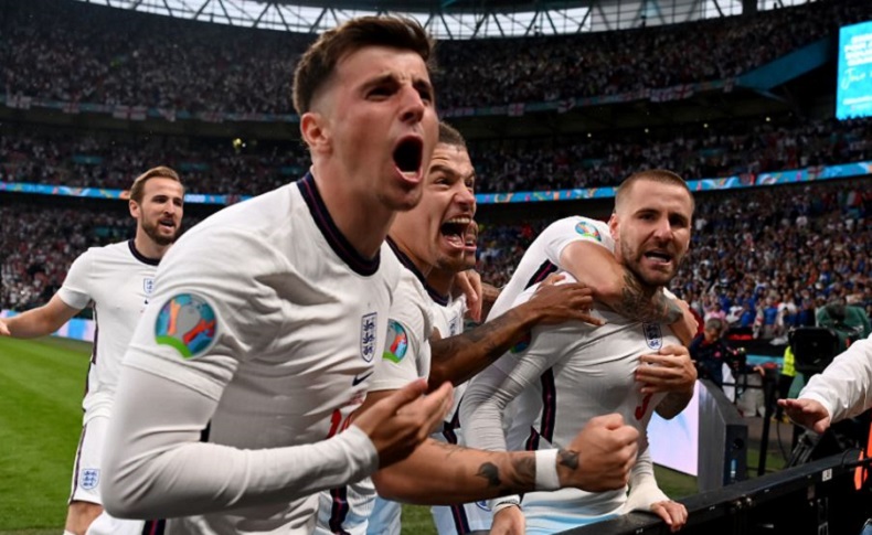 Inggris Unggul 1-0 Atas Italia di Babak Pertama, Football is Coming Home?
