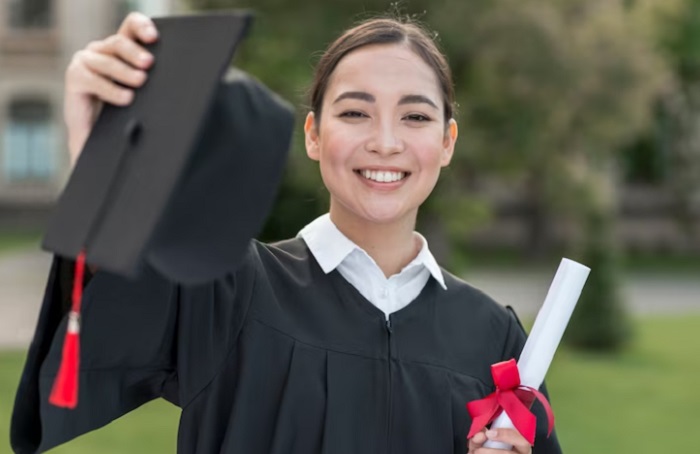 Fresh Graduate Merapat! Ada Program yang Bantu Kamu Siap Masuk Dunia Industri