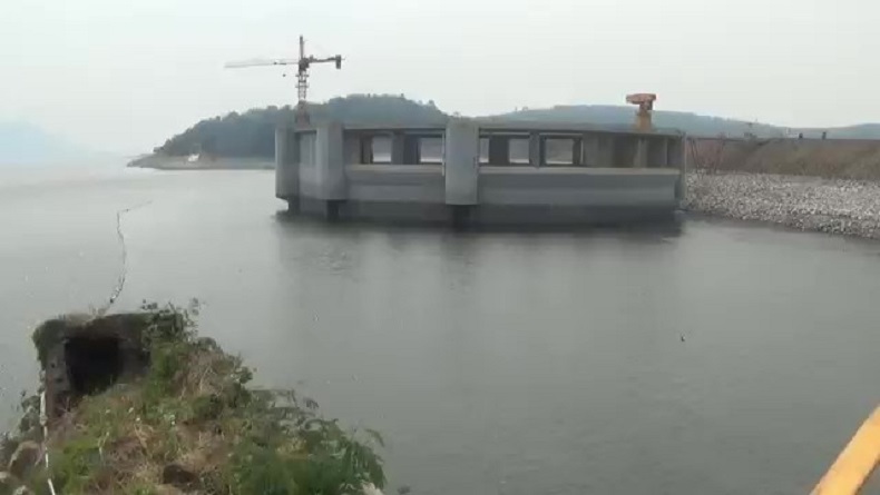 Izin AMDAL dan PBG Belum Rampung, Proyek Data Center AI Rp3,5 T di Jatiluhur Disetop