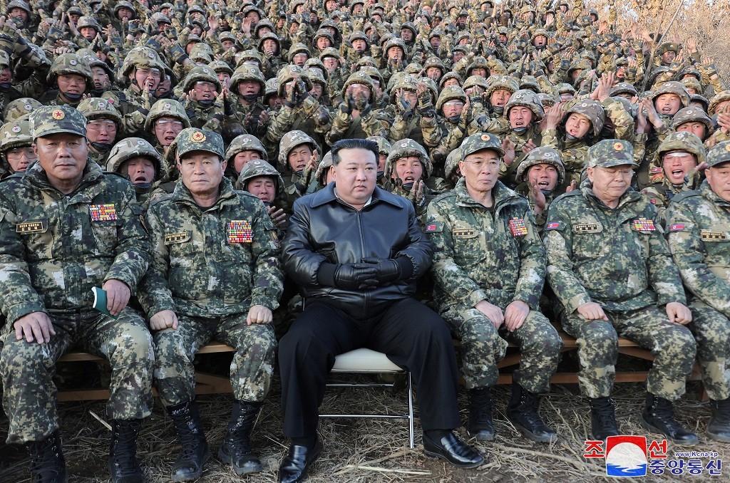 Kim Jong Un Berterima Kasih kepada Pasukan Korut yang Bantu Rusia Perang Lawan Ukraina