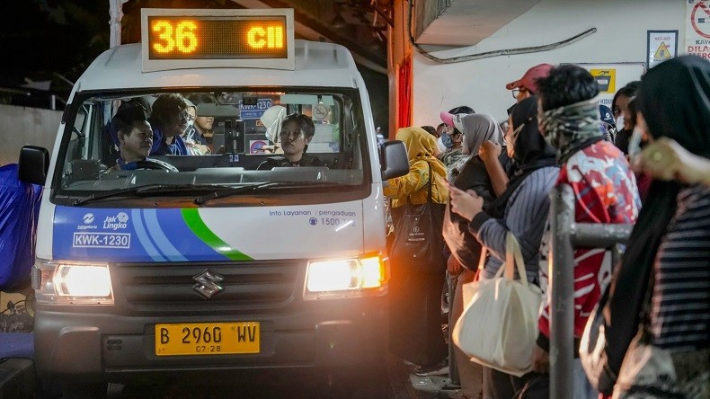Pengamen Masuk Mikrotrans Kampung Melayu, Transjakarta Minta Maaf