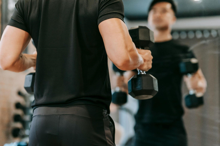 Sudah Rutin Gym tapi Otot Susah Terbentuk? Cek Asupan Protein Kamu!