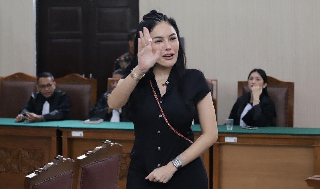 Nikita Mirzani Tantang Giorgio Antonio Ambil Langkah Hukum jika Merasa Difitnah soal Utang Rp200 Juta