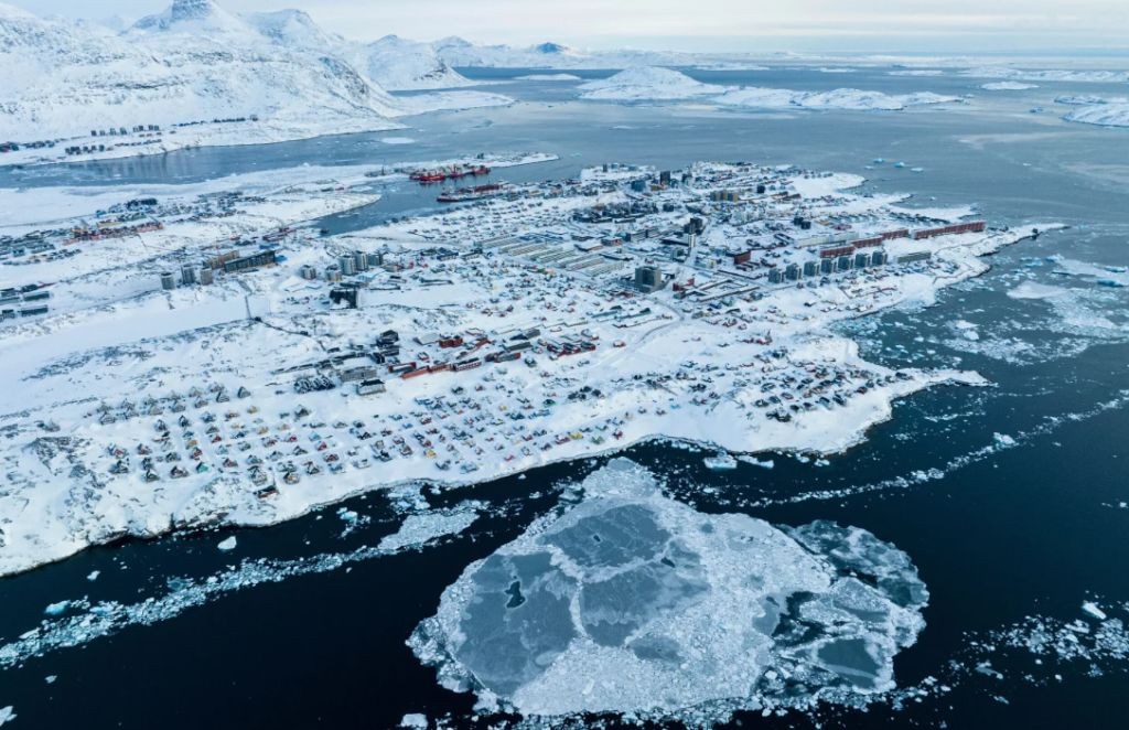 Trump Tiba-Tiba Umumkan Segera Kirim Banyak Pasukan AS ke Greenland