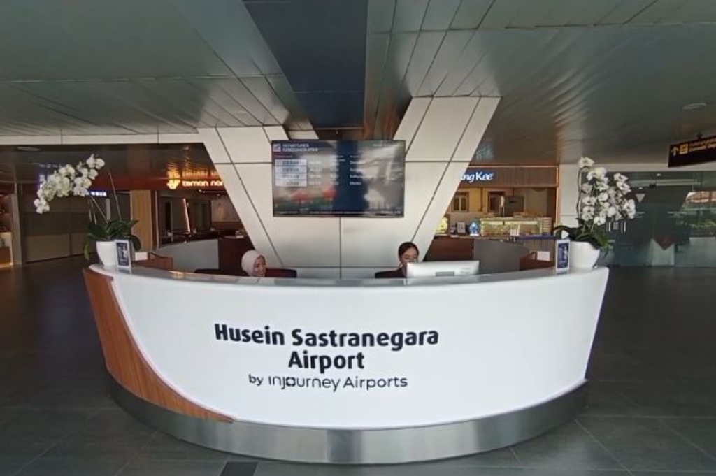 Bandara Husein Sastranegara Kembali Beroperasi, Sempat Tutup 2 Hari akibat Abu Erupsi