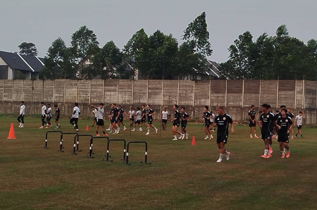 Shin Tae-yong Panaskan Mesin, 3 Pemain Latihan Terpisah jelang Persija vs Persib