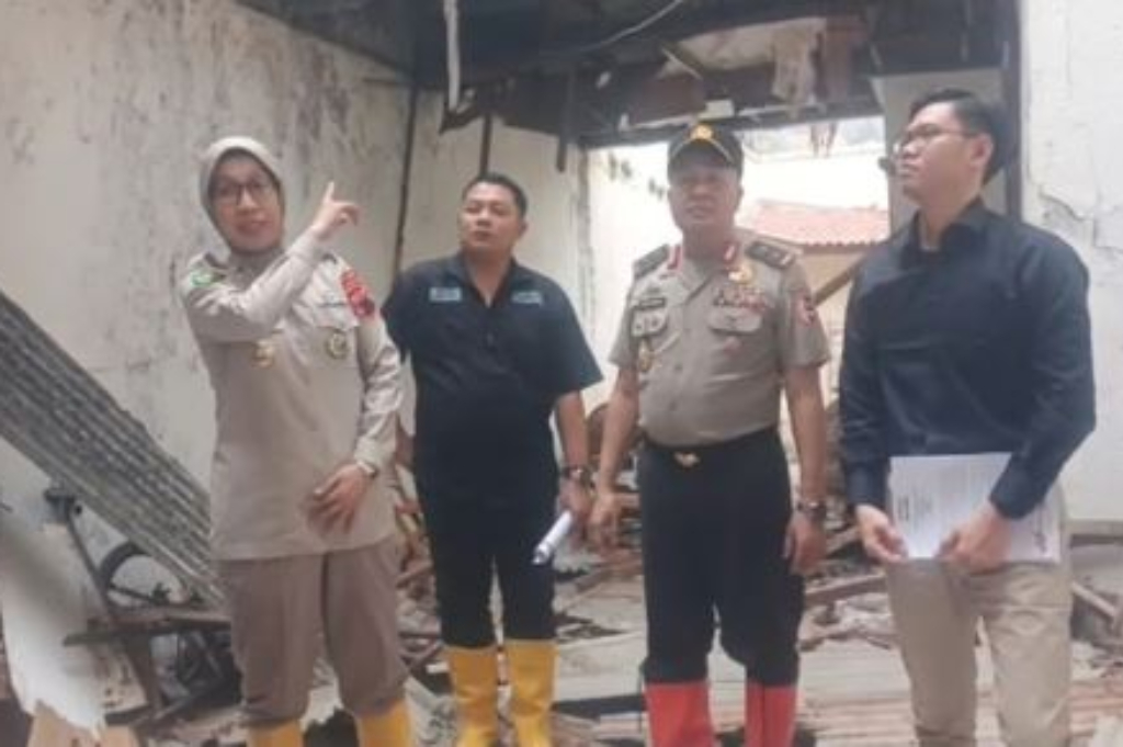 Rumah Irjen Sofyan Nugroho di Semarang Ambruk, Diduga Imbas Pembangunan Rumah Tetangga
