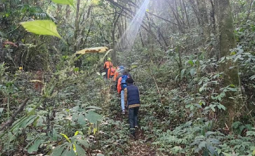 Nekat Daki Gunung Semeru saat Karhutla, 7 Pendaki Ilegal Terancam 5 Tahun Bui