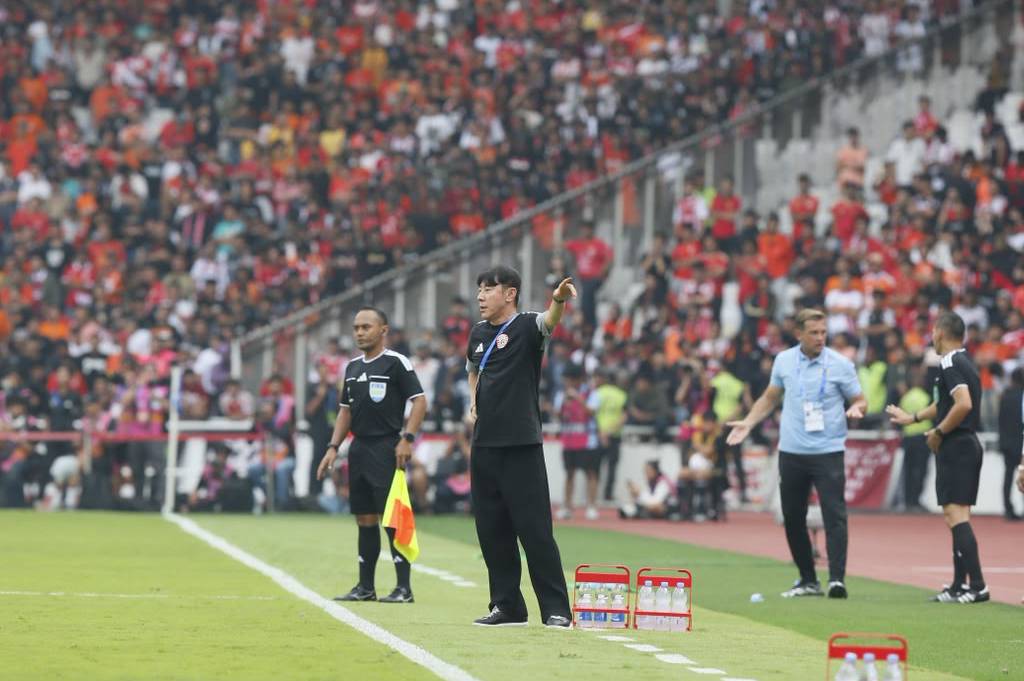 Persija Taklukkan Persib di SUGBK, Shin Tae-yong: Hadiah Spesial untuk The Jakmania!