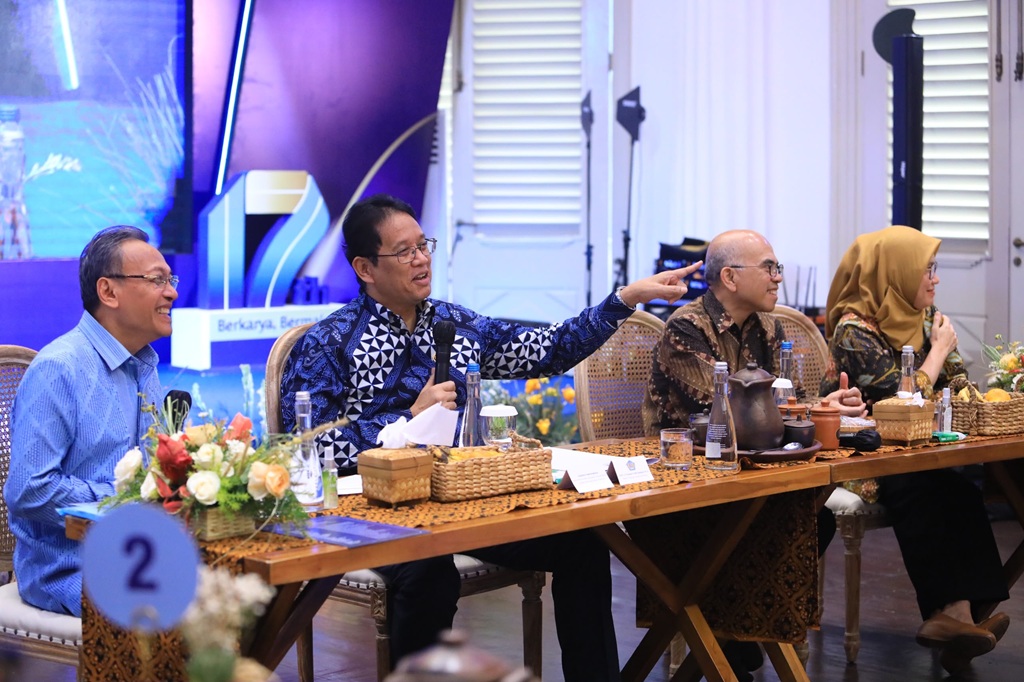Purbaya Dorong LPEI Turunkan Bunga Pembiayaan untuk Industri Padat Karya