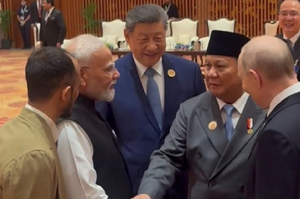 Momen Prabowo, Modi, Putin dan Xi Jinping Berbincang Hangat di Sela KTT BRICS