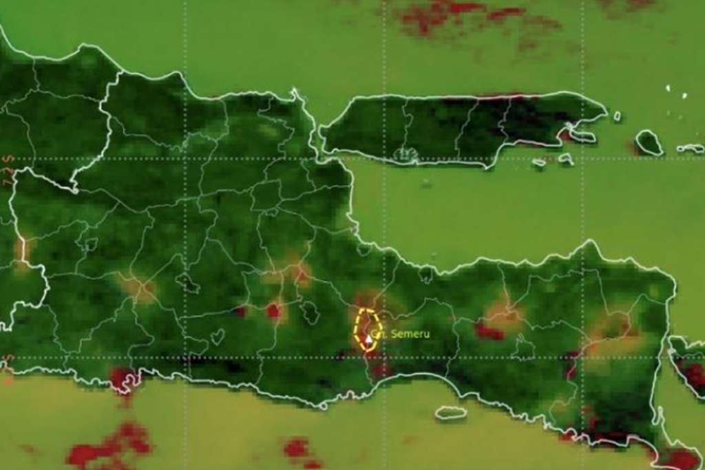 Gunung Semeru Erupsi, Sebaran Debu Vulkanik Capai Malang hingga Lumajang