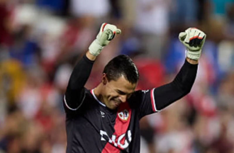 Emil Audero Gemilang, Maarten Paes Bersinar! 2 Kiper Timnas Indonesia Guncang Eropa