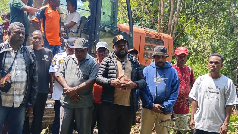 Anggota DPRD Papua Barat Daya Willem Assem Dorong Pembangunan Lapangan Terbang di Maybrat