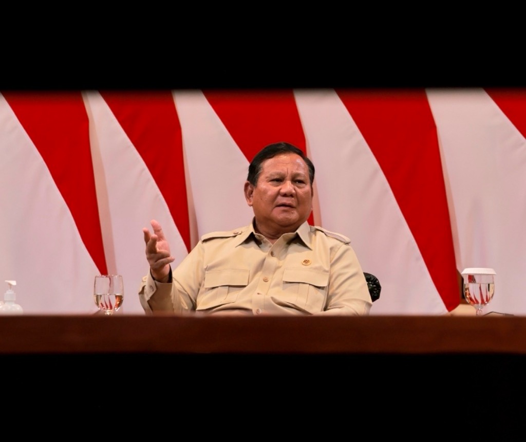 Prabowo Ungkap Rencana Rekrutmen Guru Kembali ke Pusat, Ini Alasannya