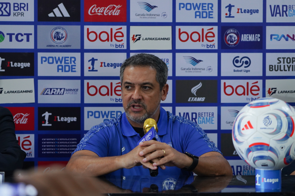 Derby Jatim Panas! Arema FC Waspadai Persik Kediri, Marcos Santos Bongkar Pemain Berbahaya