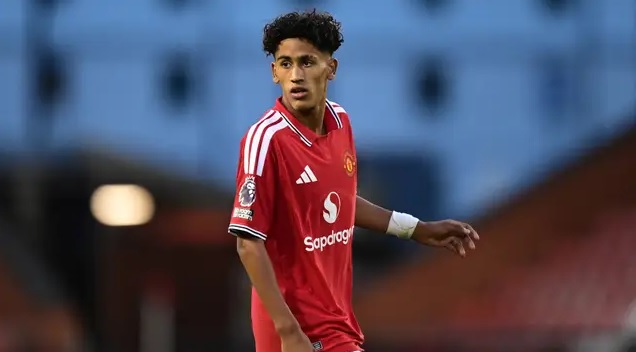 Wonderkid 15 Tahun MU Negosiasi dengan Barcelona, Manajemen Ketar-ketir