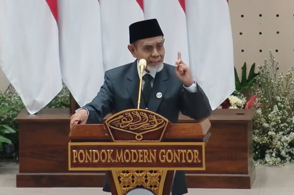 Kiai Gontor: Kalau Hidup Saya Lebih Mewah dari Santri, Silakan Didemo