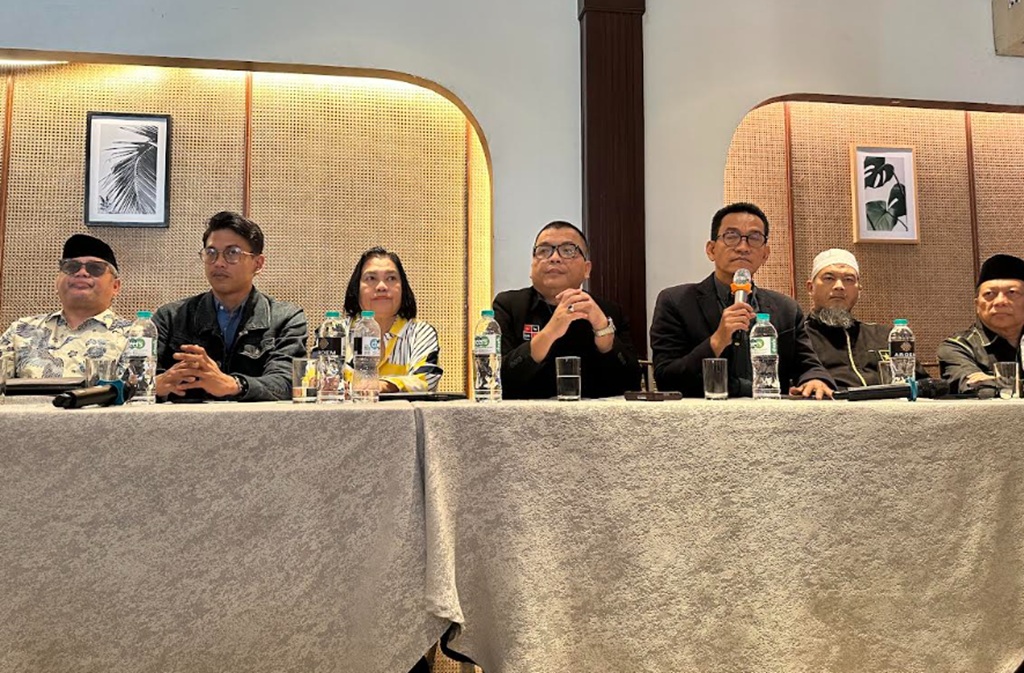 Denny Indrayana Cs Siapkan Bukti Baru Jelang Sidang MK soal Hasil Pilpres 2024