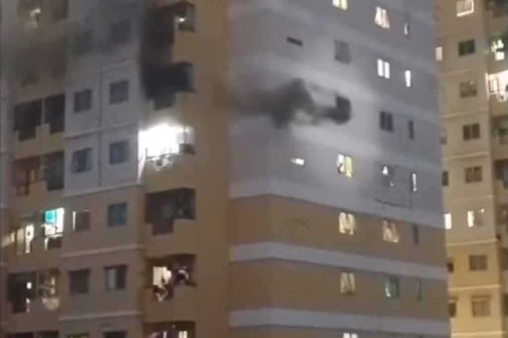 Kronologi Kebakaran Apartemen di Penjaringan Jakut, Api Menjalar ke 5 Lantai