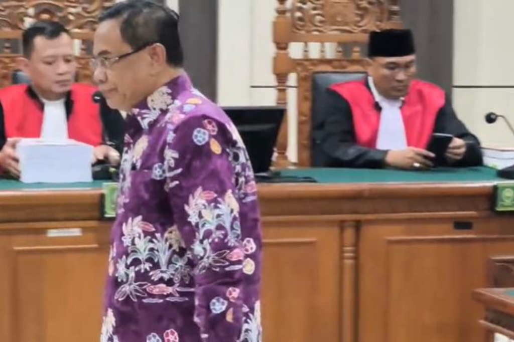 Bupati Pati Nonaktif Sudewo Dituntut 8,5 Tahun Penjara, Sebut JPU Abaikan Fakta Persidangan