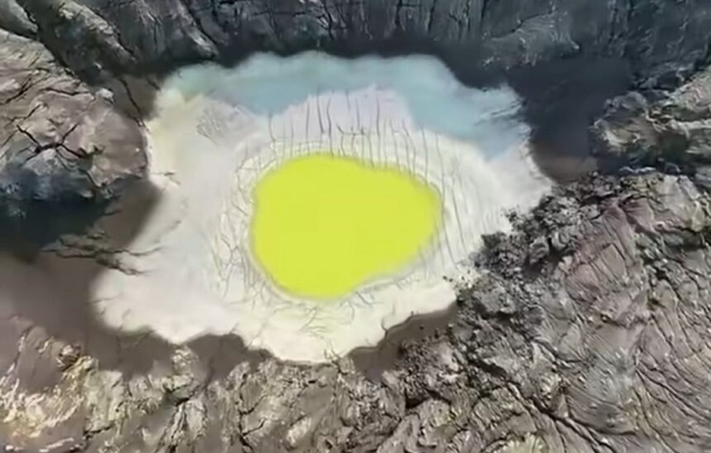 Muncul Fenomena Kawah Telur Ceplok usai Anak Krakatau Erupsi, Ini Penjelasan Pakar