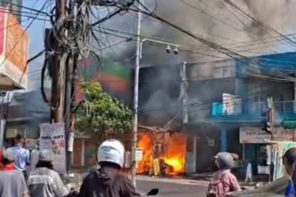 Kebakaran Warung Madura di Malang, 1 Orang Tewas Ditemukan dalam Bak Mandi