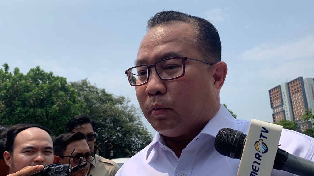 Prabowo Panggil Airlangga hingga Kepala BRIN ke Istana, Bahas Industri Tekstil dan Sepatu