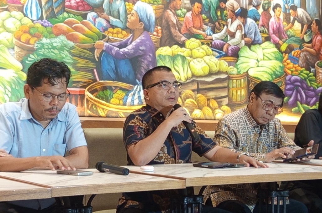 Gugat Syarat Ijazah Gibran, Denny Indrayana: Tak Ada Kata Terlambat untuk Kedaulatan Rakyat