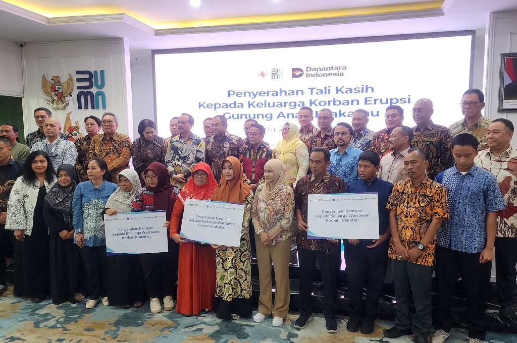 BP BUMN Beri Tali Kasih ke Keluarga 5 Jurnalis dan 3 Awak Kapal Terkena Musibah di Selat Sunda