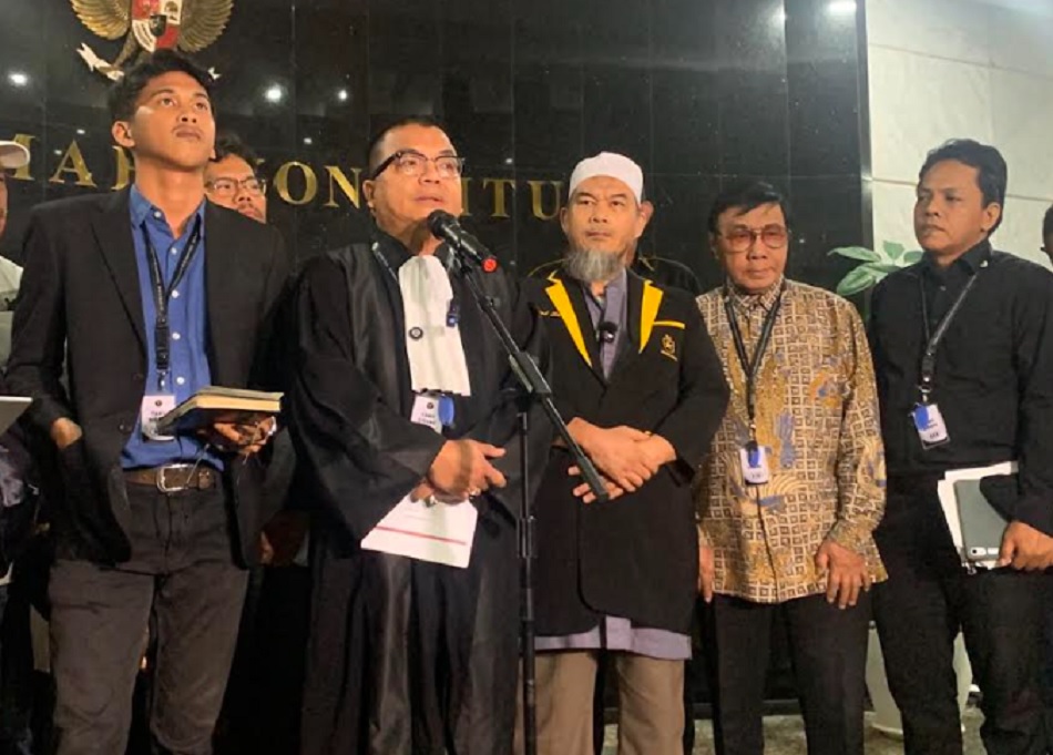 Denny Indrayana Soroti Bawaslu Tak Bisa Akses Dokumen Syarat Pencalonan Gibran 