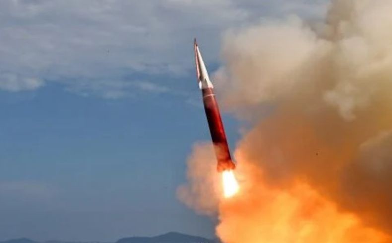 Korut Sukses Uji Coba Rudal Baru, Kim Jong Un: Musuh Bisa Sakit Kepala!