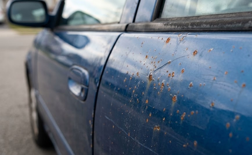Muncul Bintik Karat Kecil di Bodi Mobil, Awas Jangan Anggap Sepele Bisa Menyebar